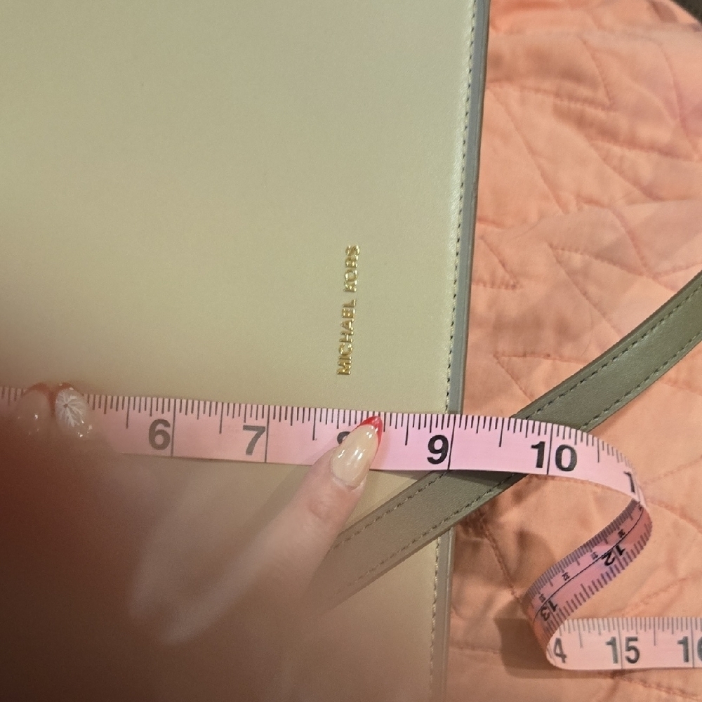 Michael Kors Tan and Gray Satchel - Picture 9 of 17